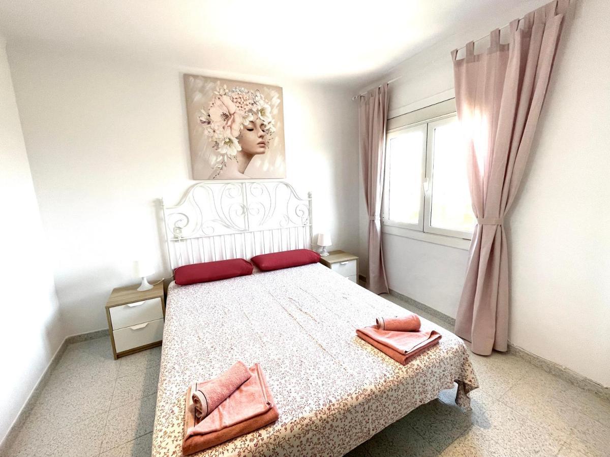 Barca 1 Apartment ซานต์อาเตรียเดเบซอซ ภายนอก รูปภาพ