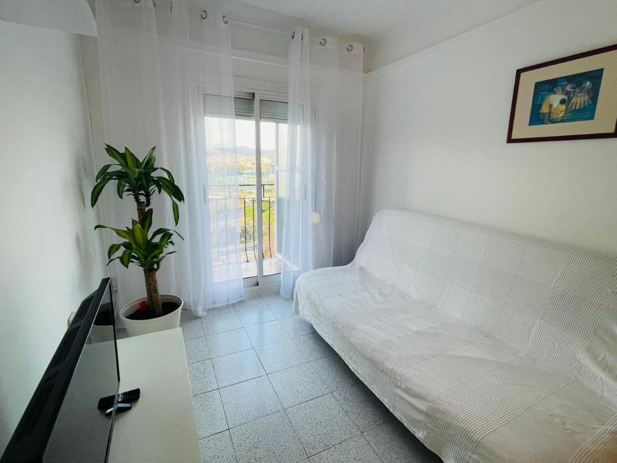 Barca 1 Apartment ซานต์อาเตรียเดเบซอซ ภายนอก รูปภาพ
