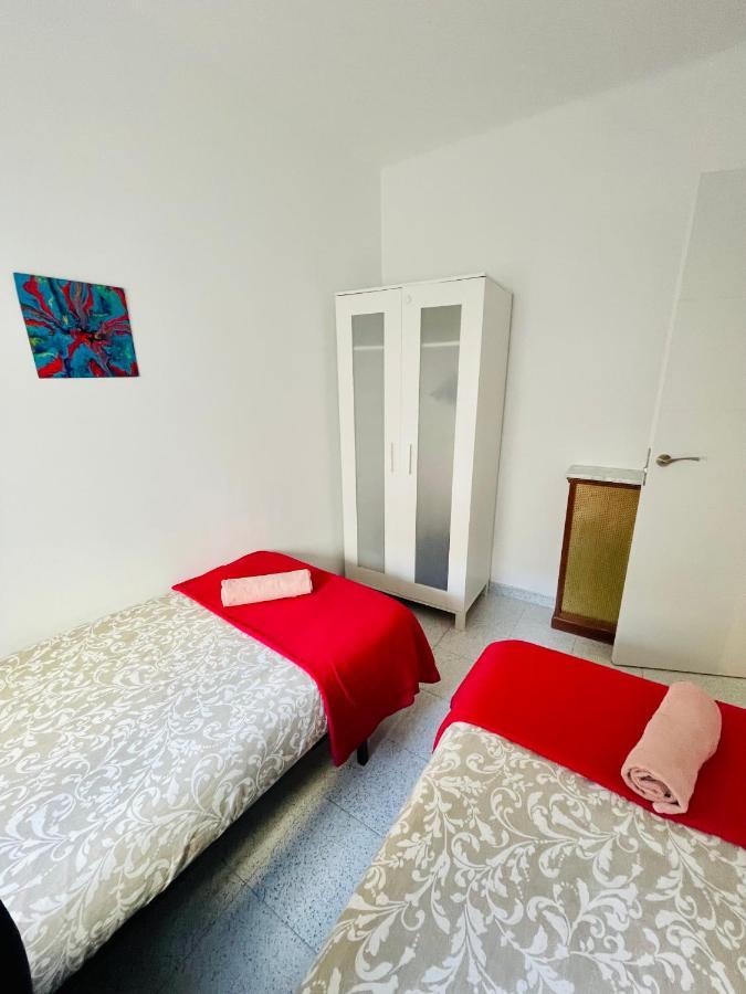 Barca 1 Apartment ซานต์อาเตรียเดเบซอซ ภายนอก รูปภาพ
