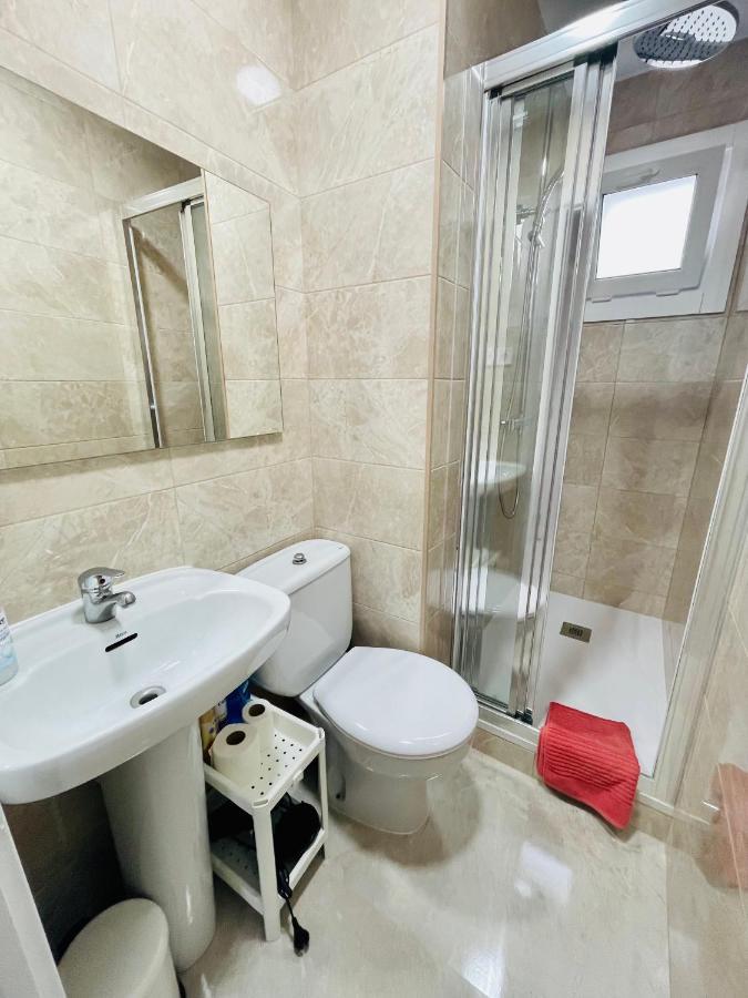 Barca 1 Apartment ซานต์อาเตรียเดเบซอซ ภายนอก รูปภาพ